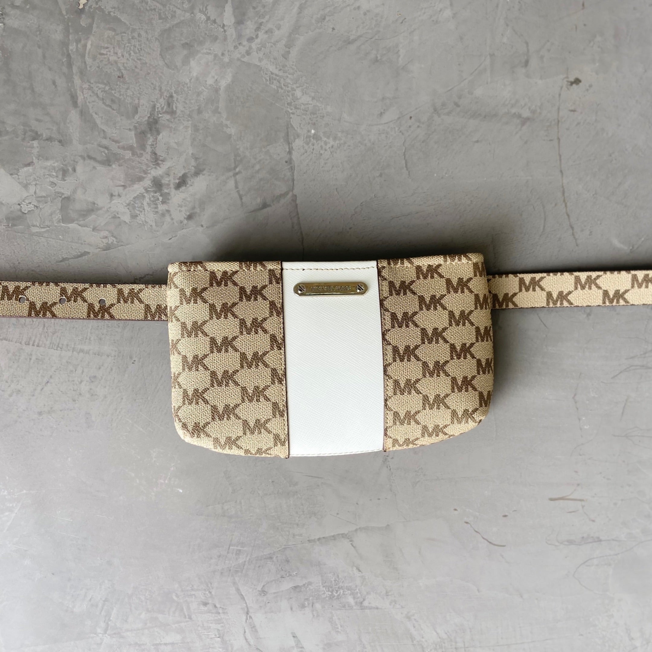 Riñonera Michael Kors - La Tiendita de la Jose